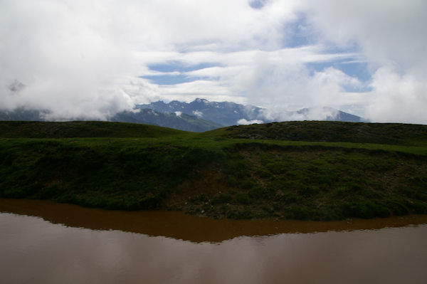 Une mare sous le Soum de Grum