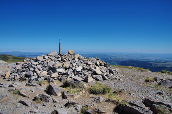 Au Plomb du Cantal