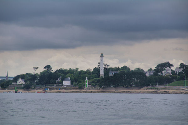 Le phare de Bnodet