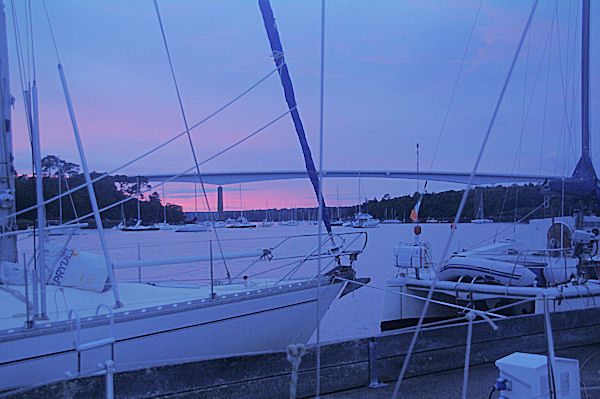 Coucher de soleil sur le Pont de Cornouaille
