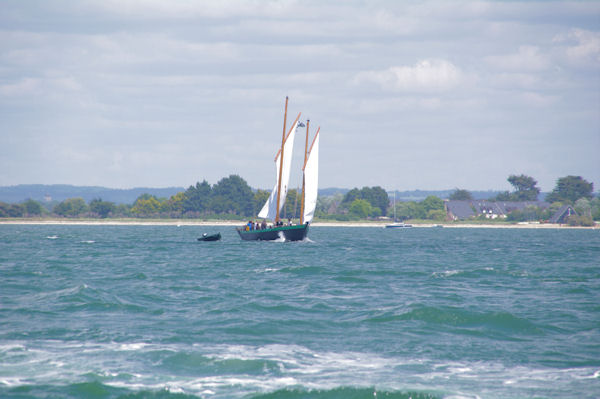 Un vieux grement vers la Pointe de Liouse dans le Golfe du Morbihan