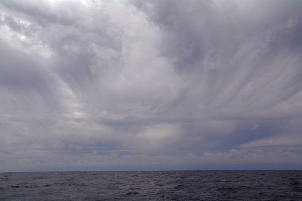 Ciel ombrageux vers la Basse des Chats