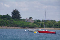 Une jolie maison sur la Pointe de Nioul de l'Ile aux Moines dans le Golfe du Morbihan