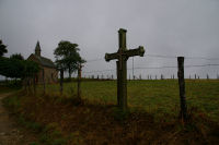 Le Calvaire de Noailhac, croix 12, et la Chapelle St Roch