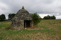 Une Gariote sur le GR65 entre Couvinens et Cantegord