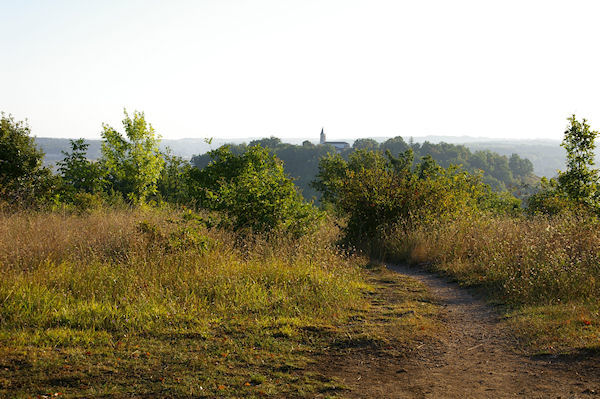 Montlauzun au petit matin depuis le GR65