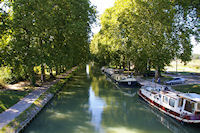 Halte Nautique sur le Canal Latral  la Garonne  Malause