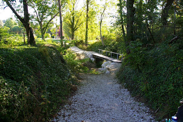 Passerelle sur le Laujol  Rullet