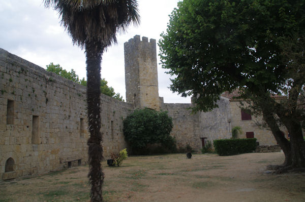 La tour Sud de Larressingle