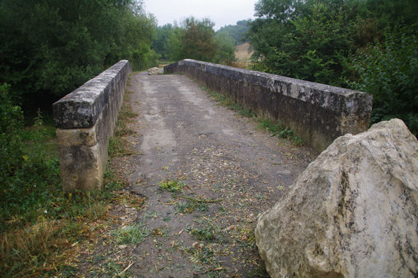 Le pont sur l_Osse