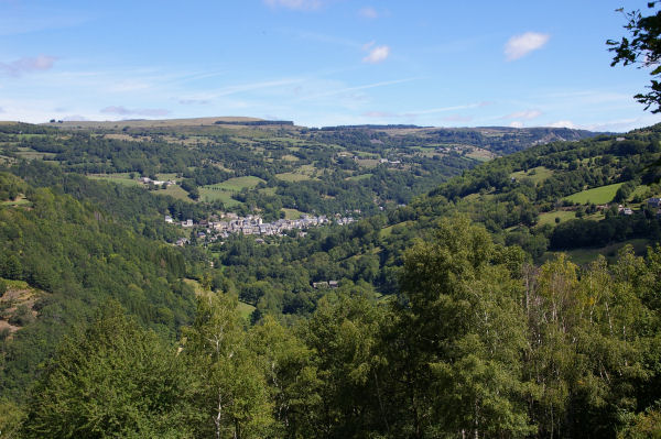 Vue sur la valle de St Chly d'Aubrac