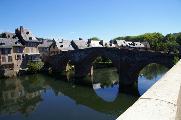 Le vieux pont sur le Lot  Espalion