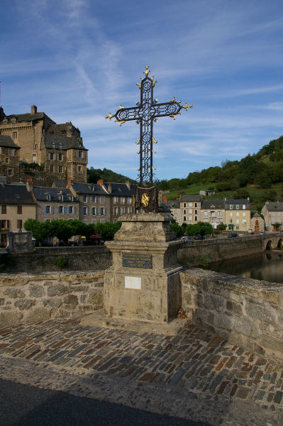 Le pont sur le Lot  Estaing