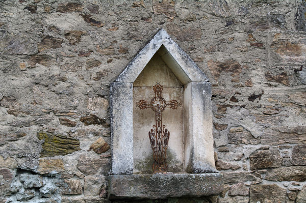 Une croix  Roumgoux