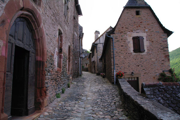 Ruelle dans Conques