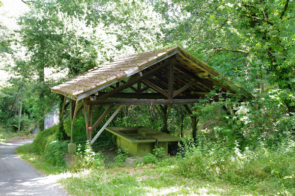 Un lavoir  Sverac