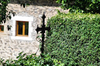 Une croix au Moulin du Fau