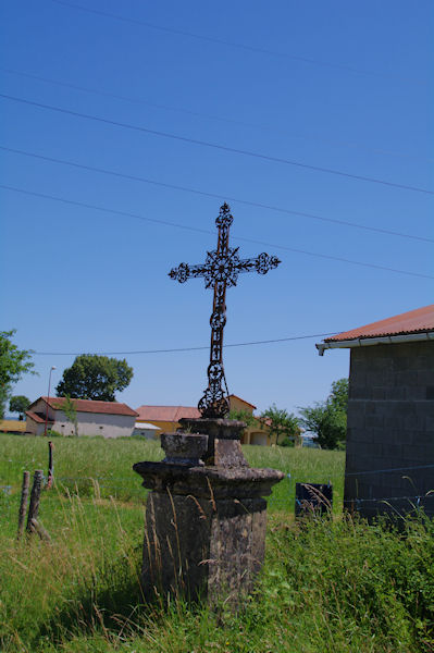 Une croix  Galgan