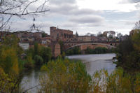 L'abbaye St Michel a Gaillac au bord du Tarn a Gaillac