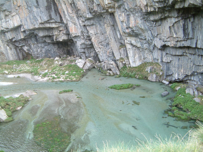 Trou du Taureau ou fauro dels Aigualluts