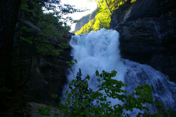 Le milieu de la cascade del Estrecho