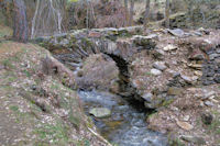 Le Pont du Carrasut, ancien aqueduc