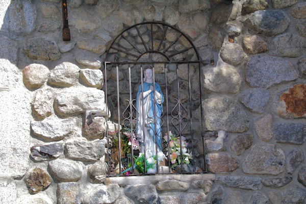 Un oratoire  Llivia