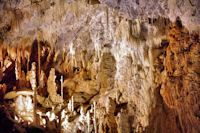 Stalactites et stalagmites