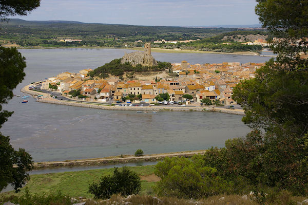 Gruissan depuis La Fontaine sur l'Ile St Martin