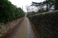 Une ruelle dans Montolieu