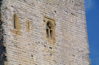 Une des tours du chateau de Puivert