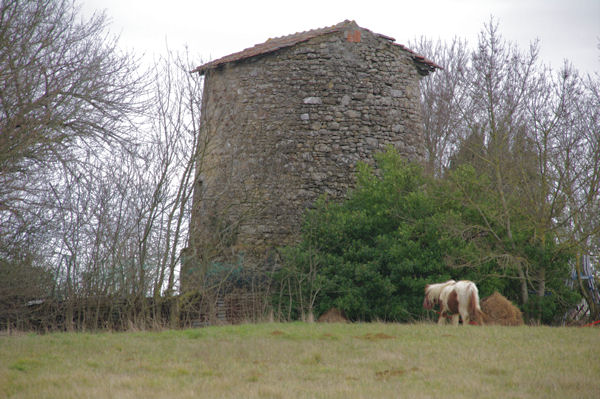 Le Moulin