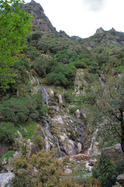 Cascades descendant de la Gleyse et du Roc de Peyris