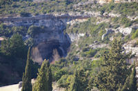 Un des ponts naturels de la Cesse  Minerve