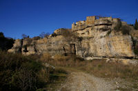 Minerve depuis le lit assch de la Cesse