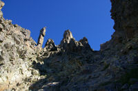 Le totem gardien de la chemine Sud du Canigou