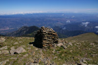 Un petit cairn sur la crte du Barbet