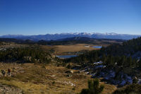 Au premier plan, l'Estany Llong,  droite, l'Estany Llat et au fond, l'Estany Sec