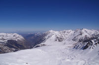 La haute valle de l_Arige depuis le Pic de la Mina