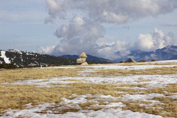 Vous ne pourrez pas rater ce cairn!!!!