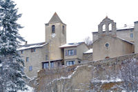 L_glise et la chapelle de Eyne