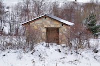 Une cabane sous la Coma d_Enlla