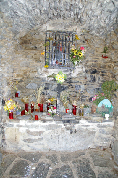 Offrandes dans la Capella de Sant Barnabeu