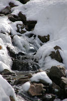 Bulle de glace au torrent de la Vila