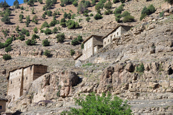 Des maisons typiques peu avant At Imi