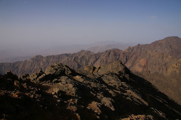 Vue Sud depuis la crte Ouest du Toubkal