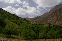 La vallee de l'Assif n Isougouane remontant vers Sidi Samharouch