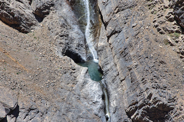 Belles cascades sur une des crtes Nord du M_Goun