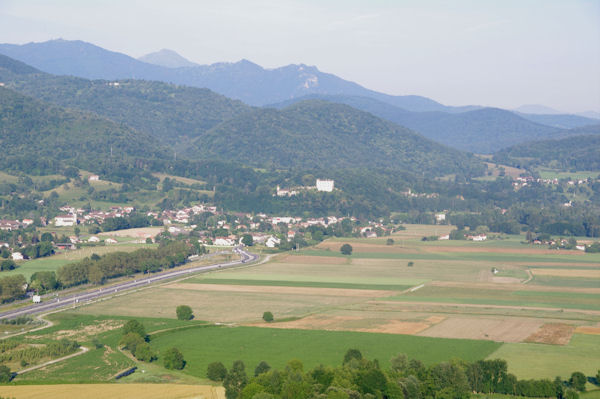 Prat Bonrepaux, au fond, le Pic de Cagire