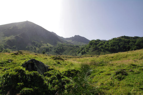 Le Mont Garias, le Pic de Cabanatous et Des Fouzes depuis Coumebire